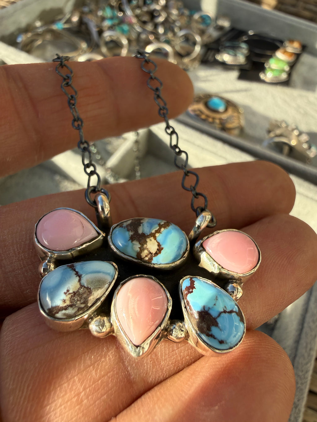 Keith Henry Navajo Golden Hills Turquoise Pink Conch Cluster Necklace 18”