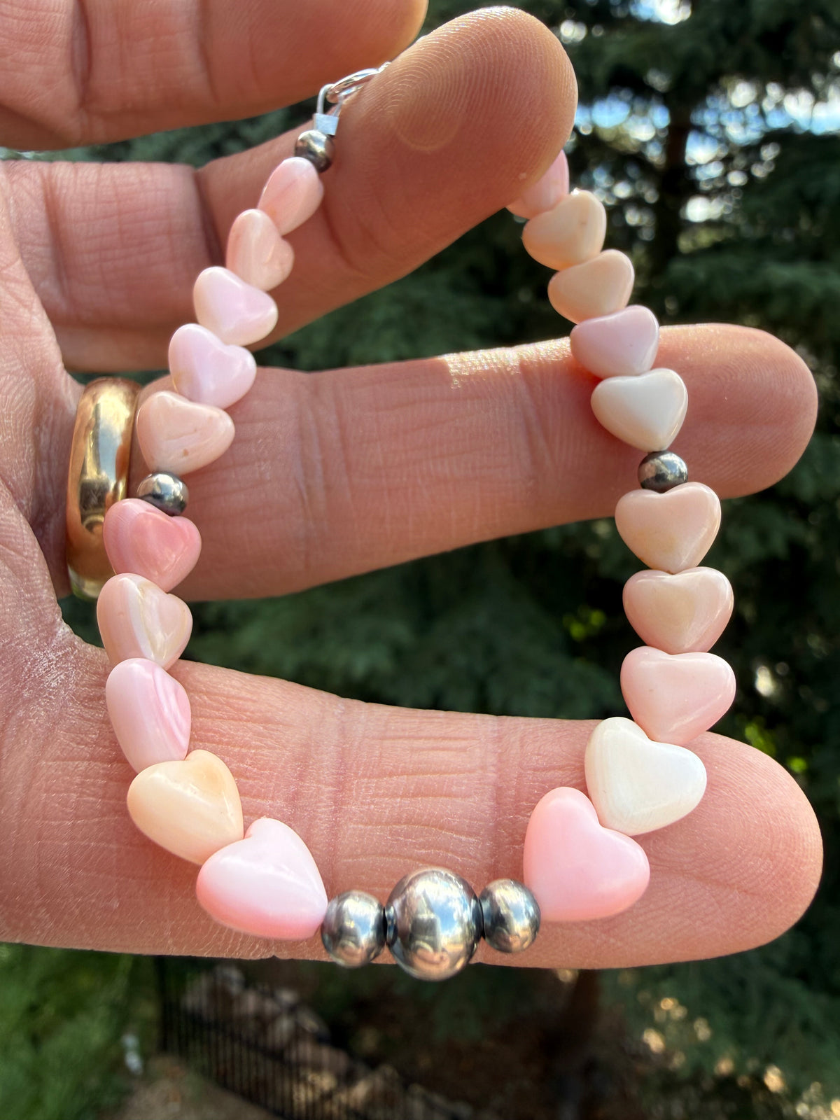Meranda Thompson Pink Conch Heart Bracelet SZ 7